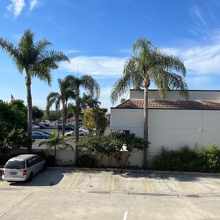 Starlight Inn Huntington Beach Exterior photo