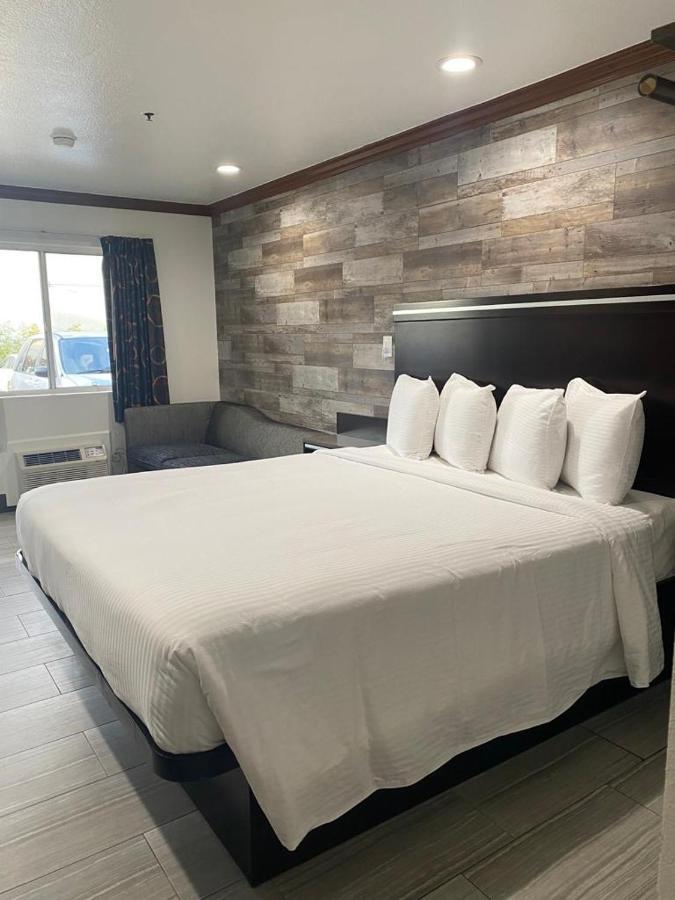Starlight Inn Huntington Beach Exterior photo